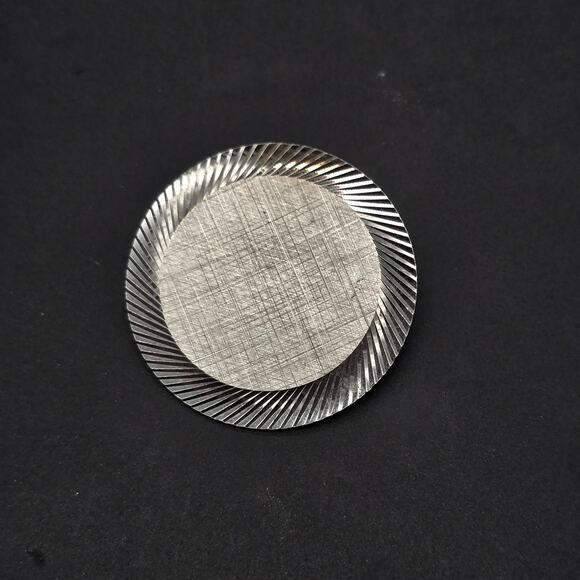 Lamode Sterling Silver Brooch Circle Brooch Edged Design - Picture 8 of 10